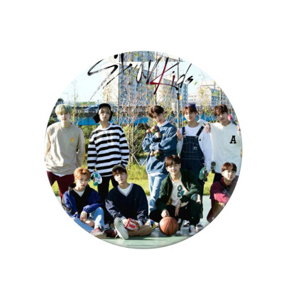 

KPOP Stray Kids Same paragraph Personalized Round Tinplate Badge Super Cute Bag Pendant Boys Girls Accessories Hot Gift for Fan