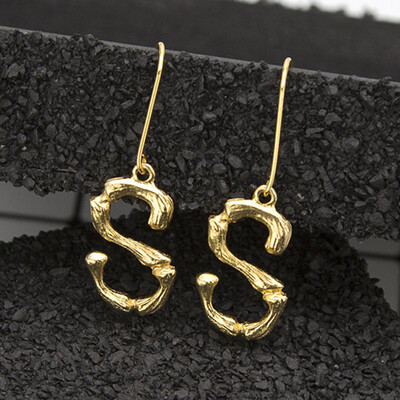 

1 Pair New Fashion Women 26 Letters Stud Earrings Fashion Party Earrings
