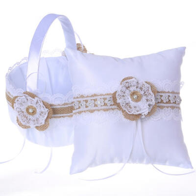 

Beautiful Romantic Wedding Flower Blanket Bride Bridesmaid Girl Wand Best Wedding DIY Decorations