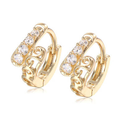 

Women Misplaced Design Crystal Earrings Rhinestone Metallic Ear Stud Girl Ear Buckle
