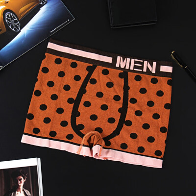 

Breathable Mid-rise Mens Boxer Briefs Fashion Novel Skin-friendly Dot Pattern Underwear