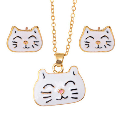

Colourful Little Bee Unicorn Kitty Necklace Stud Earrings Set Female Temperament Fashion Hypoallergenic Pendant Stud Earrings