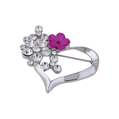 

Hot Women Gorgeous Heart Shape Shiny Rhinestone Brooch Pin