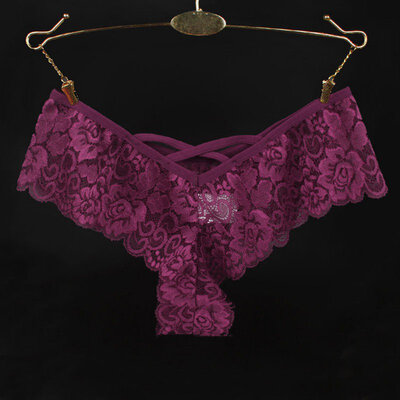 

Sexy Lace Panties Women Hollow Ruffles Solid Color Breathable Hips Low Waist Briefs