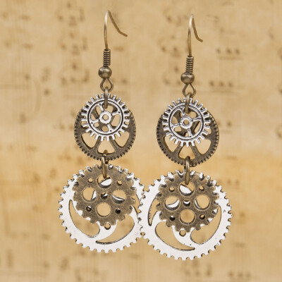 

Women Fashion Steampunk Earrings Antique Bronze Gear Pendants Earrings