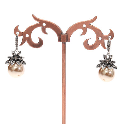 

New Fashion Luxury Vintage Sun Flower Pearl Drop Earrings For Women Fine Jewelry Accessory Brincos High Quality