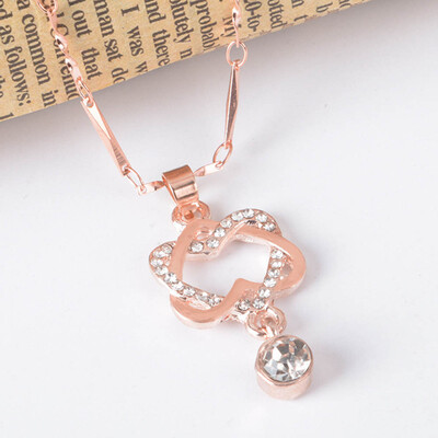 

One Winding Connected Concentric Heart Platinum Plated Necklace Pendant