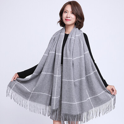 

Lan Shiyu W0351 autumn&winter scarf ladies wool Europe&the United States fashion plaid warm scarf thick dual-use shawl light gray plaid