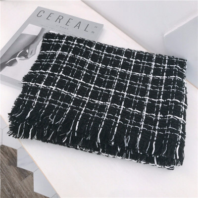 

Outdoor Autumn Winter Plaid Black&White Small Fragrance Style Warm Scarf Female Imitation Cashmere Shawl Double Versatile