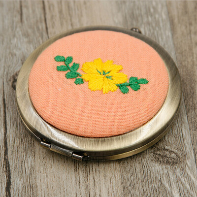 

embroider DIY DMC Sets For Embroidery kits Cosmetic mirror factory direct sale