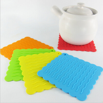 

PlaceMat Premium Silicone Kitchen Dining PlaceMatHot Pads Pot Holders Spoon Rest Baking Mat Pet Food Mat Non-slip Trivet