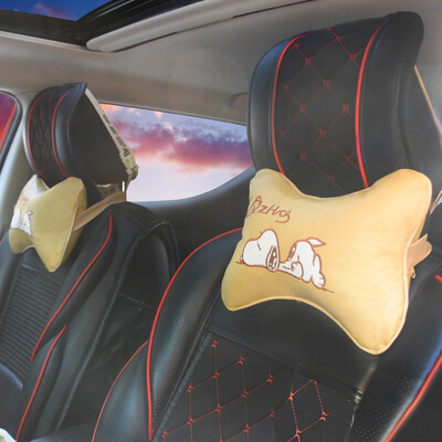 

Jun Zhe car headrest neck pillow cartoon head bones plush cotton car headrest pair of plush beige