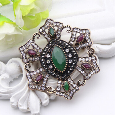 

Exhibition Style Women Flower Resin Brooch Pins Antique Gold Color Vintage Jewelry Turkish Ethnic Hijab Scarf Broches Pins