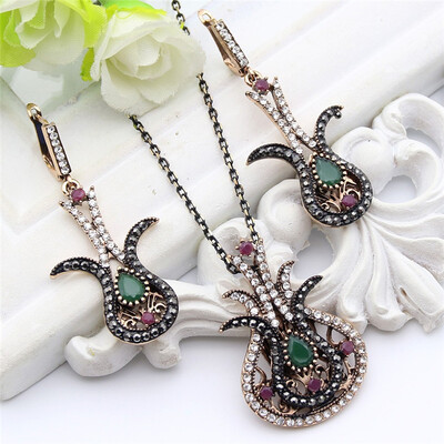 

Vintage Turkish Women Tulip Flower Jewelry Sets Antique Gold Color Resin Earring Rhinestone Necklace Nigeria Bridal Jewelry Set