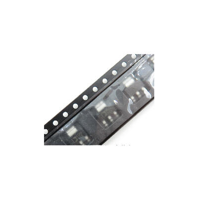 

10PCS/LOT ADP3338AKC-3.3 ADP3338 3338 A33 sot223 Original IC electronics