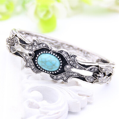 

New Vintage Women Party Bangle Bracelet Turkish Flower Leaf Jewelry Antique Gold Color Resin Rhinestone Embossed Pattern Bangle