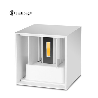 

Современное освещение для дома на открытом воздухе 7W AC 220V Alloy Waterproof IP65 Cube COB LED Light Wall Lamp