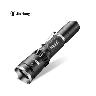 

LED Flashlight 6 Modes Water Resistant chargeable 930 Lumen Ultra Tactical torchlight XM-L2U3