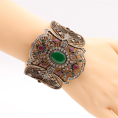 

Unique Charm Vintage Cuff Bracelet For Women Adjust Antique Gold Color Big Hollow Flower Bracelets Wedding Jewelry Party Bijoux
