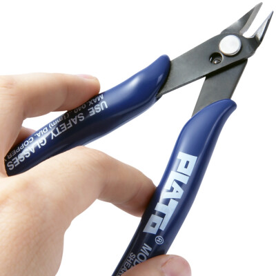 

Midget Diagonal Plier with Extra Narrow Jaws