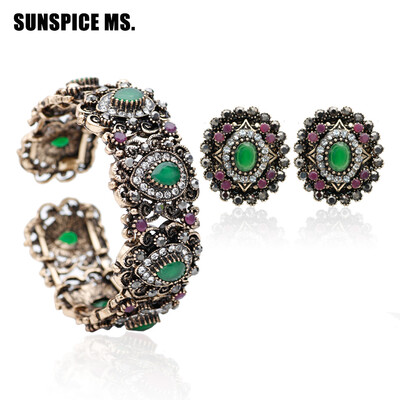 

Good Deal Turkish Women Resin Bangle&Earrings Jewelry Sets Antique Gold Color Elastic Flower Bangle Stud Earring Indian Bijoux