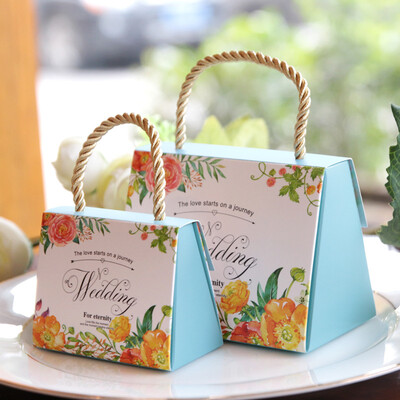 

Wedding paper Gift Boxes wedding gifts for guests Party Favors Bags Candy paper Gift Chocolate Box Event Decoration