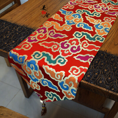 

Home & GardenHome TextileTable Runner