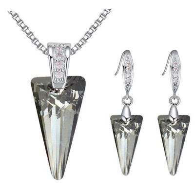 

Fashion Accessories Crystal Triangle Spike Pendant Necklaces Piercing Earrings For Women Wedding Jewelry Sets 25258