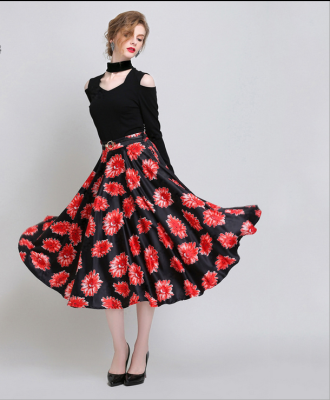 

Lovaru ™2015 winter new wild ladies put on a large waist skirt autumn skirts printing