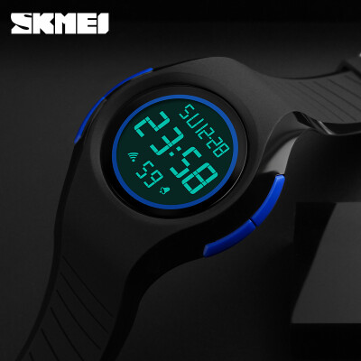 

SKMEI Merk mannen Mannen LED Digitale Militaire Horloge 50  Dive Swim Jurk Sporthorloges Mode Outdoor Waterdicht Horloges 1269