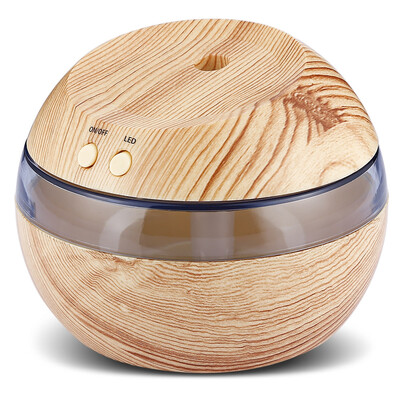 

USB Essential Oil Diffuser Ultrasonic Humidifier with LED Light
