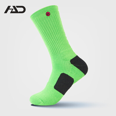 

Cotton embroidery free terry basketball sport socks