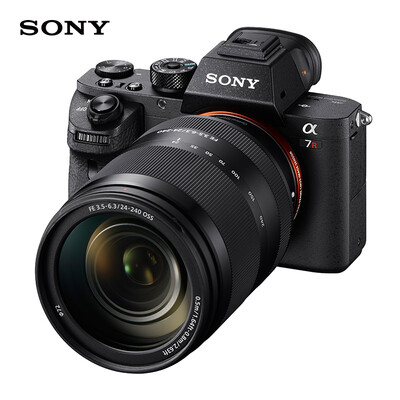 

Sony (SONY) ILCE-7RM2 полнокадровая телекамера с телекамерой SEL24240 (около 42,4 миллиона эффективных пикселей 5-осевая стабилизация изображения α7RM2 / a7RM2)