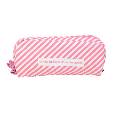 

Chenguang (M & G) APB93404 Geometric small pencil pencil bag with red bag