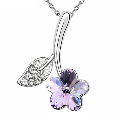 

Flower Crystal from Austrian Women High Quality Necklace Pendant Fashion Jewelry Valentines Day Gift 3752