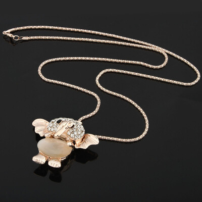 

Long Cut Elephant Sweater Necklace Rhinestone Gift Gold Fashion Animals