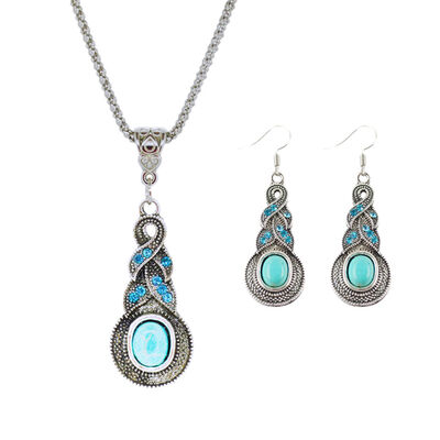 

Retro Turquoise Dangel Hook Earrings & Necklace Jewelry Sets