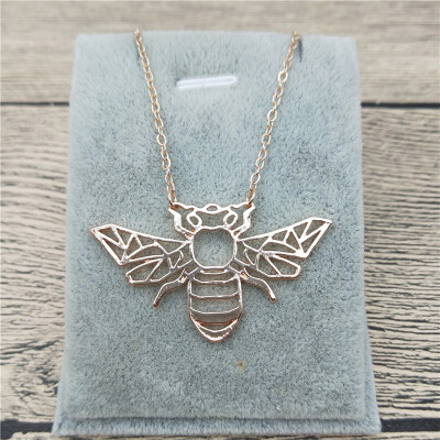 

New Origami Bee Necklace Trendy Style Origami Bee Pendant Necklace Women Fashion Insect Jewellery Geometric Jewellery