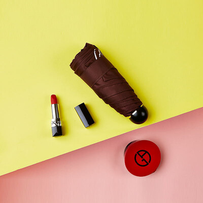

JUST MODE Sun umbrella black plastic umbrella folding UV mini pocket umbrella sunscreen umbrella umbrella female lipstick umbrella - French red coffee