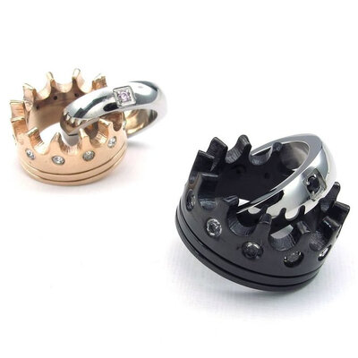

Hpolw 2pcs Mens&Womens Cubic Zirconia Gold&Black Stainless Steel Crown Couples Crystal Pendants 18&22 inch Chain