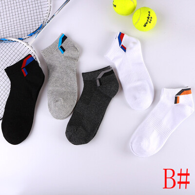 

5 pairs of equipment socks male socks leisure sports low to help men socks cotton socks socks men 5 pairs of mixed yards