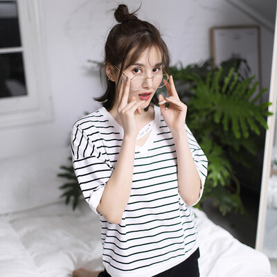 

Haizhining 17W38 pajamas ladies V-neck fashion casual striped short-sleeved pants cotton home clothes two-piece girl home service suit white 175 XXL