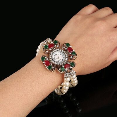 

New Pearl Watch Bracelet Diamond ornament hand ornament