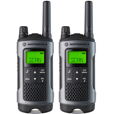 

Two loaded Motorola T80-free walkie-talkie waterproof design