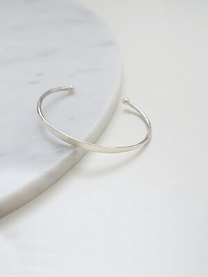 

ONICE 925 Sterling Silver Bangle Features Rony Design WQZ004