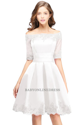 

2018 A-line Off-shoulder Half Sleeves Short Lace Appliques Prom Dresses