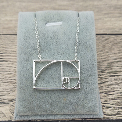 

New Four Leaf Clover Necklace Gold Color Silver Color Plant Nature Jewellery Clover Pendant Necklace Women Steampunk