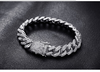 

Fashion jewelry male gold bracelet with gemstone