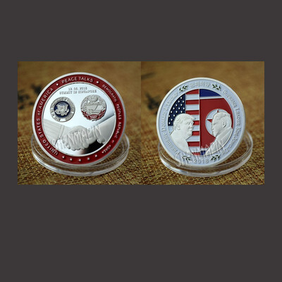 

2018 United States&north Korea peace talking commemorative coin Trump&Jeong-eun Kim badge gold platedsilver plated coins
