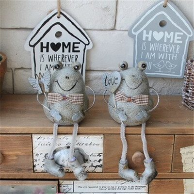 

American pastoral iron hanging frog crafts figurines shop home living room wine cabinet desktop partition decorative ornaments